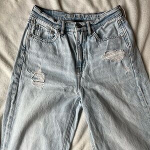 American Eagle Highest Rise 90’s Boyfriend Jean
